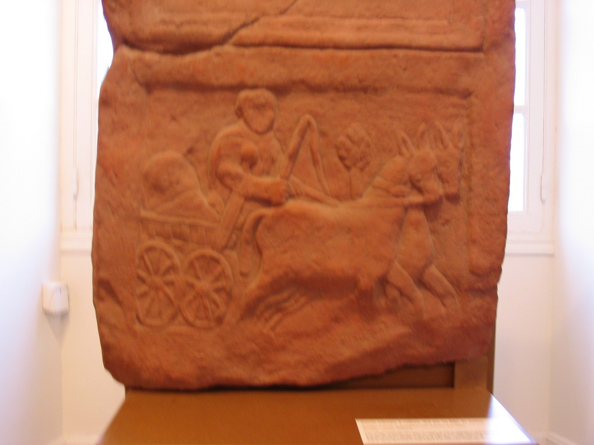 Moulage d_un bas relief representant un sarracum.jpg